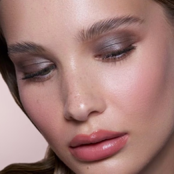 Natasha Denonas HY-PER NATURAL FACE PALETTE
NO MAKEUP MAKEUP EYE/CHEEK ESSENTIAL - Picture 7 of 11